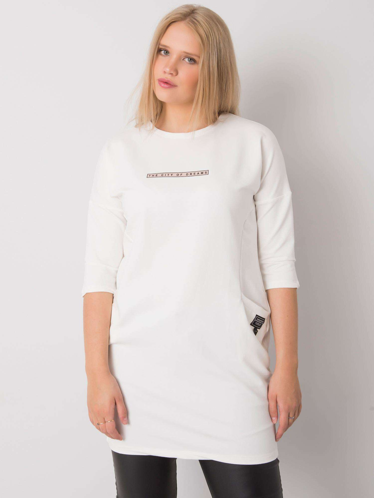 Ecru obleka plus size s žepi Sereia.