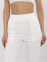 Ecru dresowe spodnie basic z bawełny