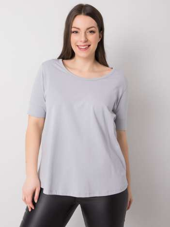 Šviesiai pilkas medvilninis plus size Missy marškinėliai.