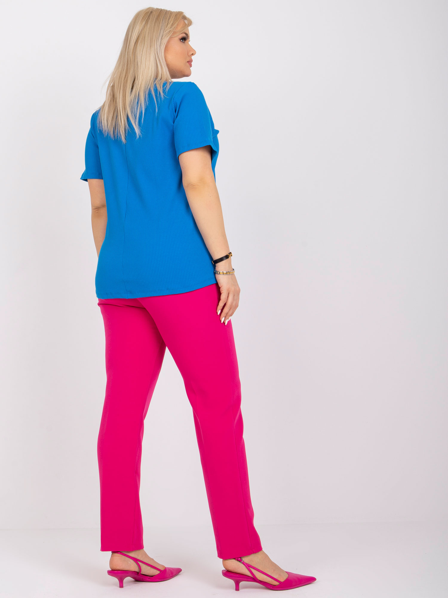 Tamsiai mėlyna juostuota bluzonė plus size Stella.