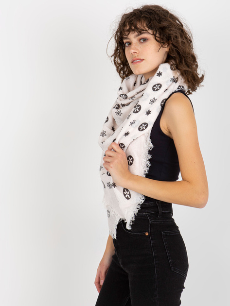 Hurtownia Jasnoróżowy damski szal z nadrukiem