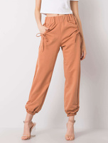 Camelowe spodnie dresowe Zelena