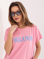 Pastelowy różowy damski t-shirt z okrągłym dekoltem 