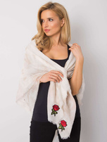 Beżowa chusta z naszywkami