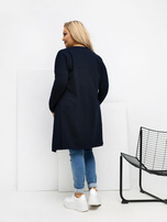 Tamsiai mėlyna medvilninė plus size marškinėliai su kišenėmis.