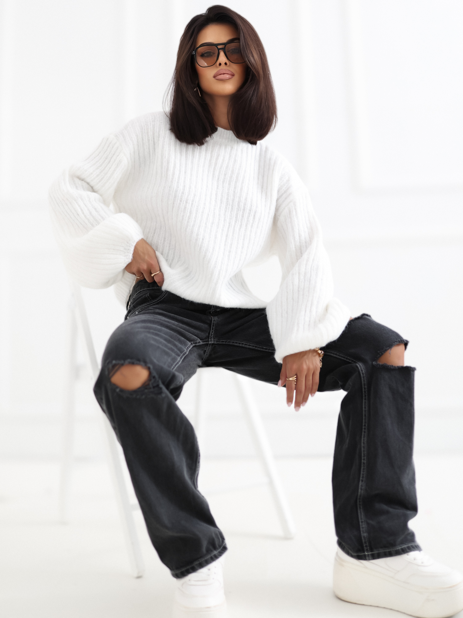 Ercu miękki sweter oversize w prążki
