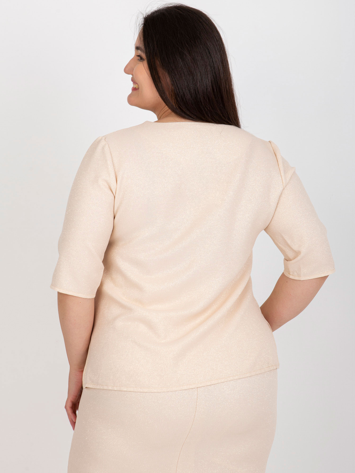 Hurt Jasnobrzoskwiniowa bluzka plus size z koronką 