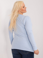 Hurt Jasnoniebieska gładka bluzka plus size z naszywką