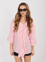 Jasnoróżowa letnia koszula z falbankami przy rękawach