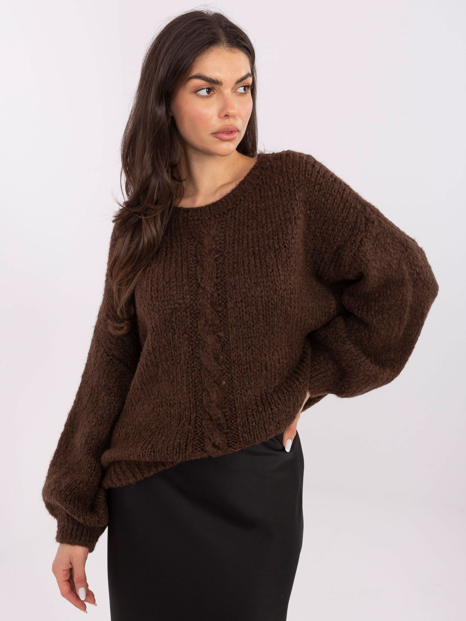 Sweter ciemny brązowy