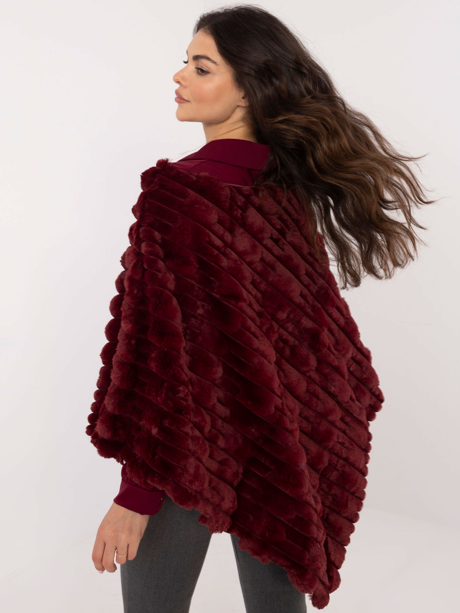 Poncho bordowy