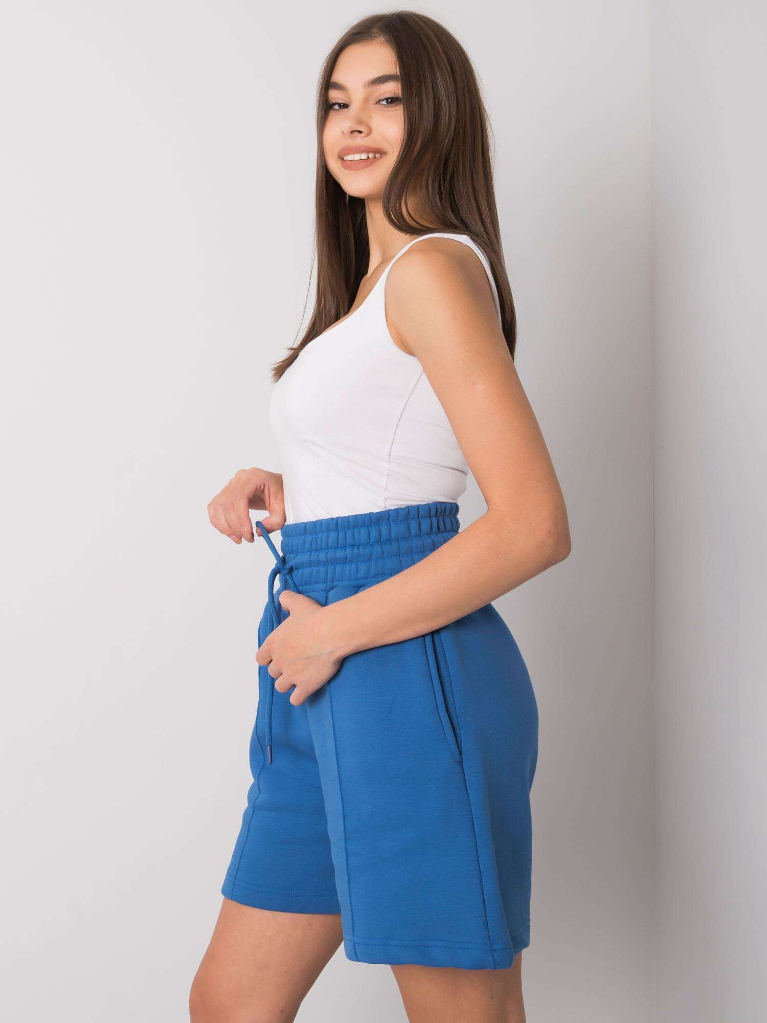 Dark blue Larianna sweat shorts.