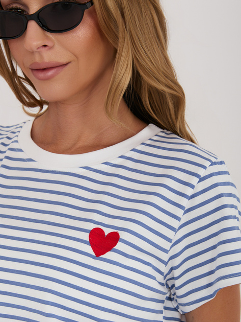 Biało-niebieski damski t-shirt w paski