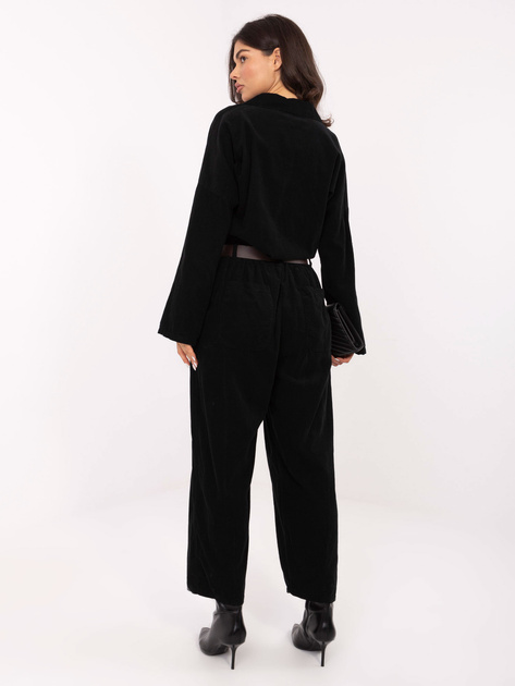 Czarne sztruksowe spodnie z paskiem