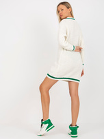 Hurt Biała mini sukienka dzianinowa z dekoltem w serek RUE PARIS 