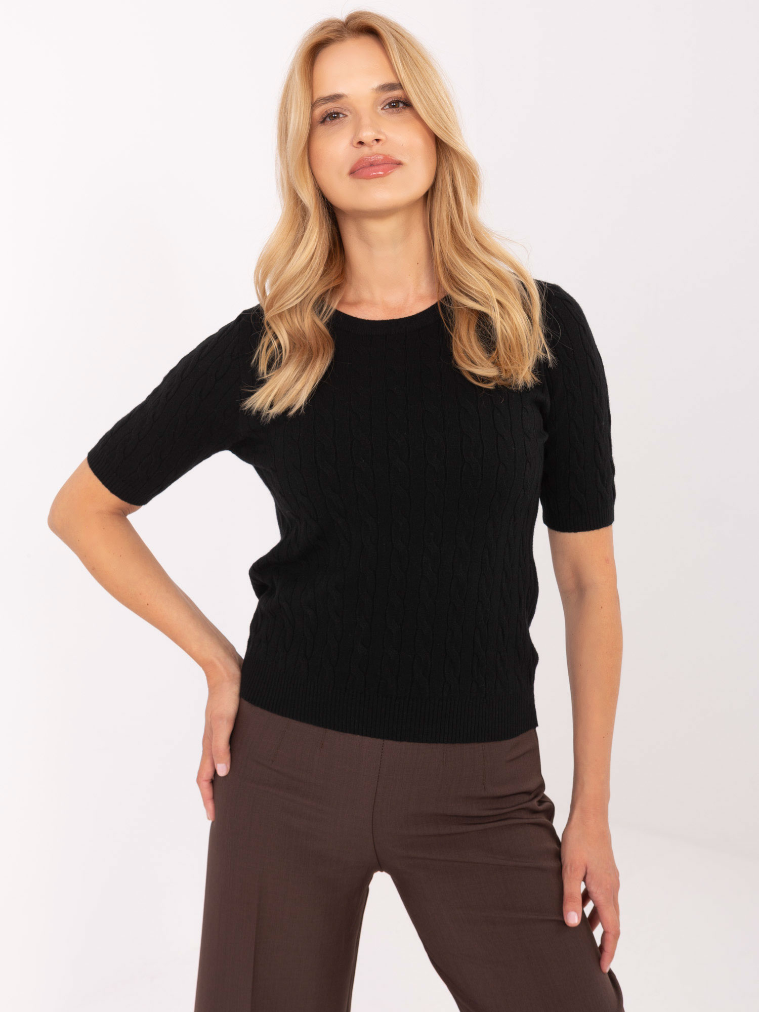 Sweter czarny