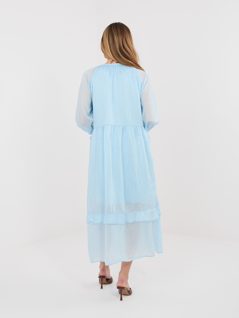 Jasnoniebieska długa sukienka z żabotem