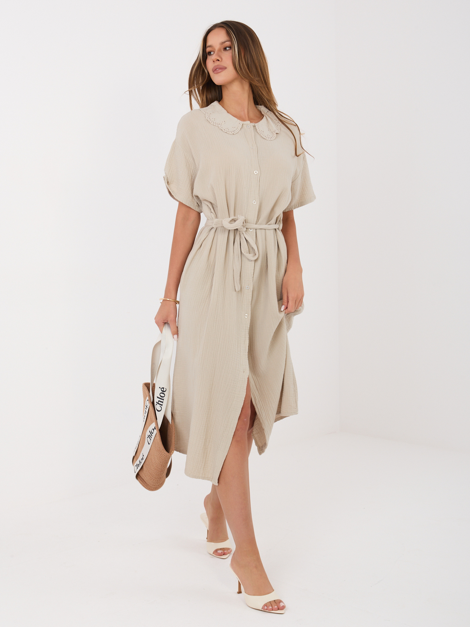 Beżowa koszulowa sukienka z muślinu 