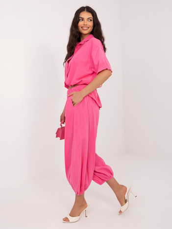 Ciemnoróżowe sztruksowe spodnie z baloniastymi nogawkami