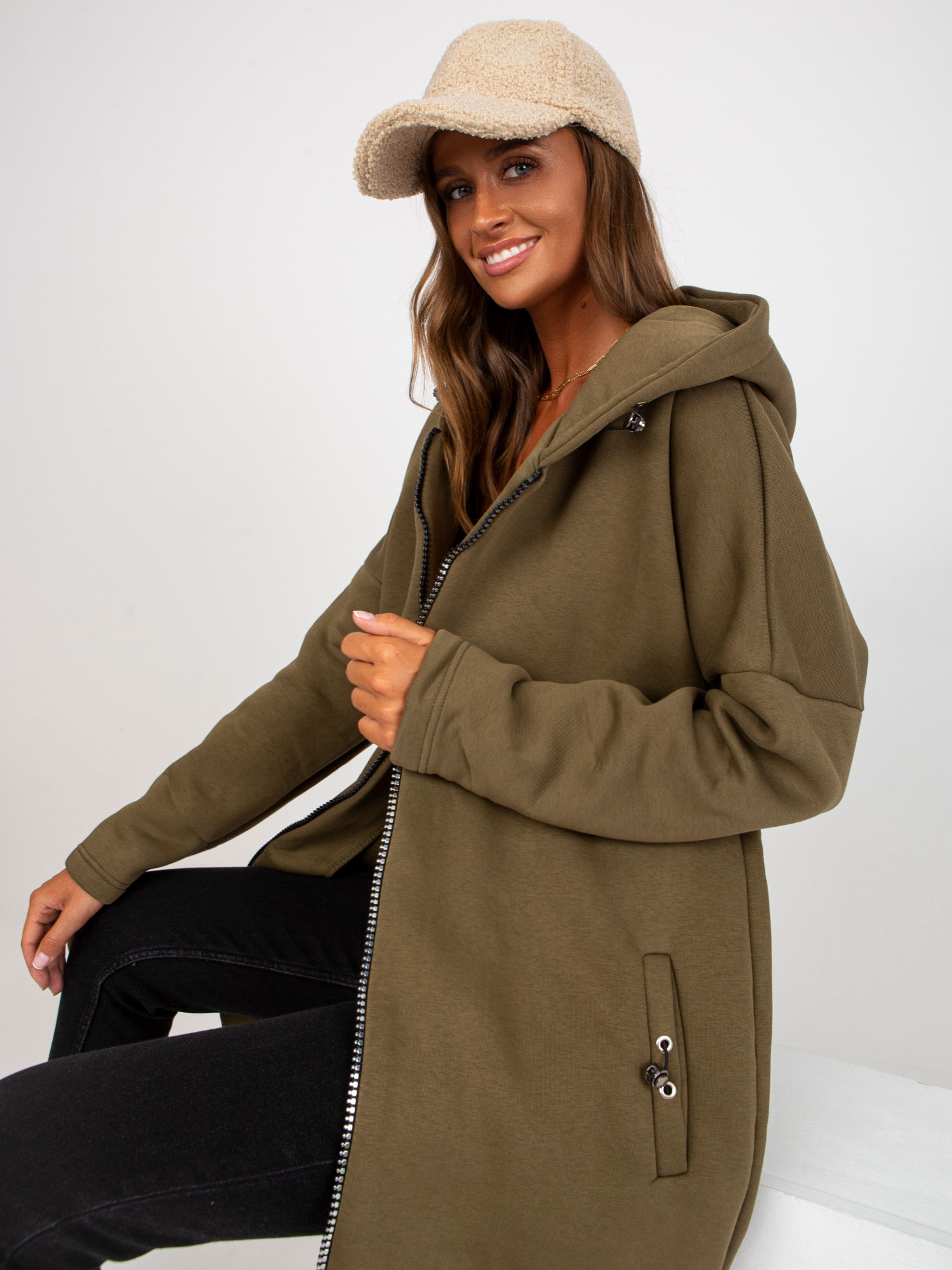 Khaki dresowa rozpinana bluza basic z kieszeniami Tina RUE PARIS