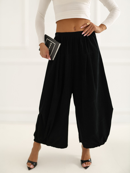 Czarne sztruksowe spodnie bez zapięcia