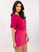 Hurt Fuksjowy sweter oversize z krótkim rękawem