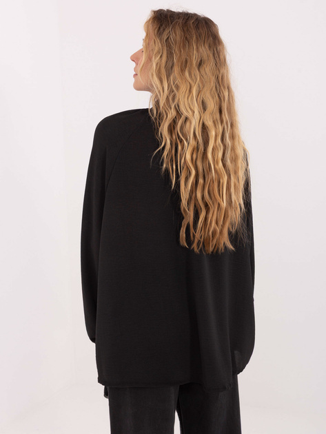 Czarna koszulowa bluzka o luźnym kroju