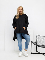 Černá dámská blůza plus size s kapsami.