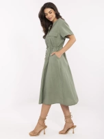 Khaki midi sukienka ze ściągaczem w pasie