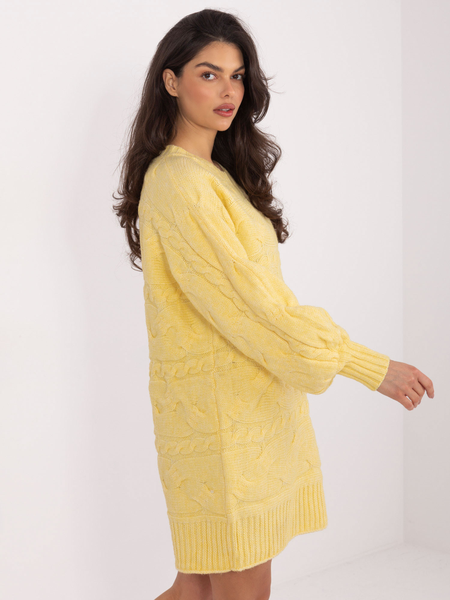 Sweter jasny żółty
