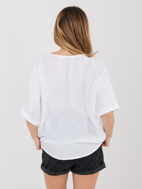 Biała damska bluzka z marszczonego materiału