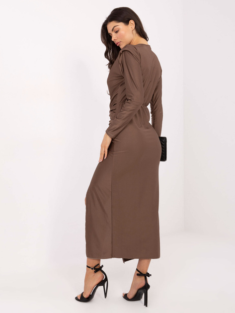Ciemnobeżowa długa sukienka z drapowaniem