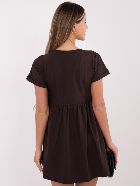 Czekoladowa sukienka basic z krótkim rękawem RUE PARIS