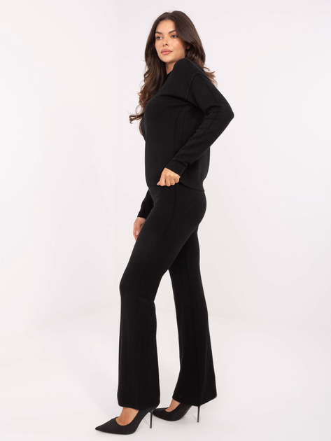 Czarny casualowy komplet z dzianiny