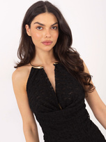 Czarny elegancki top z odkrytymi plecami 