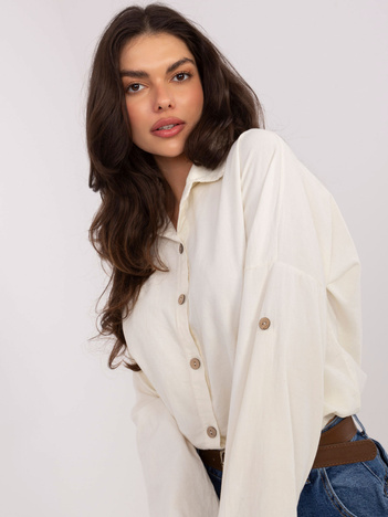 Jasnobeżowa rozpinana koszula ze sztruksu