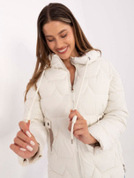 Ecru puchowa kurtka z kapturem