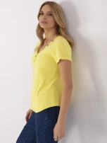 Żółta dopasowana bluzka w prążek