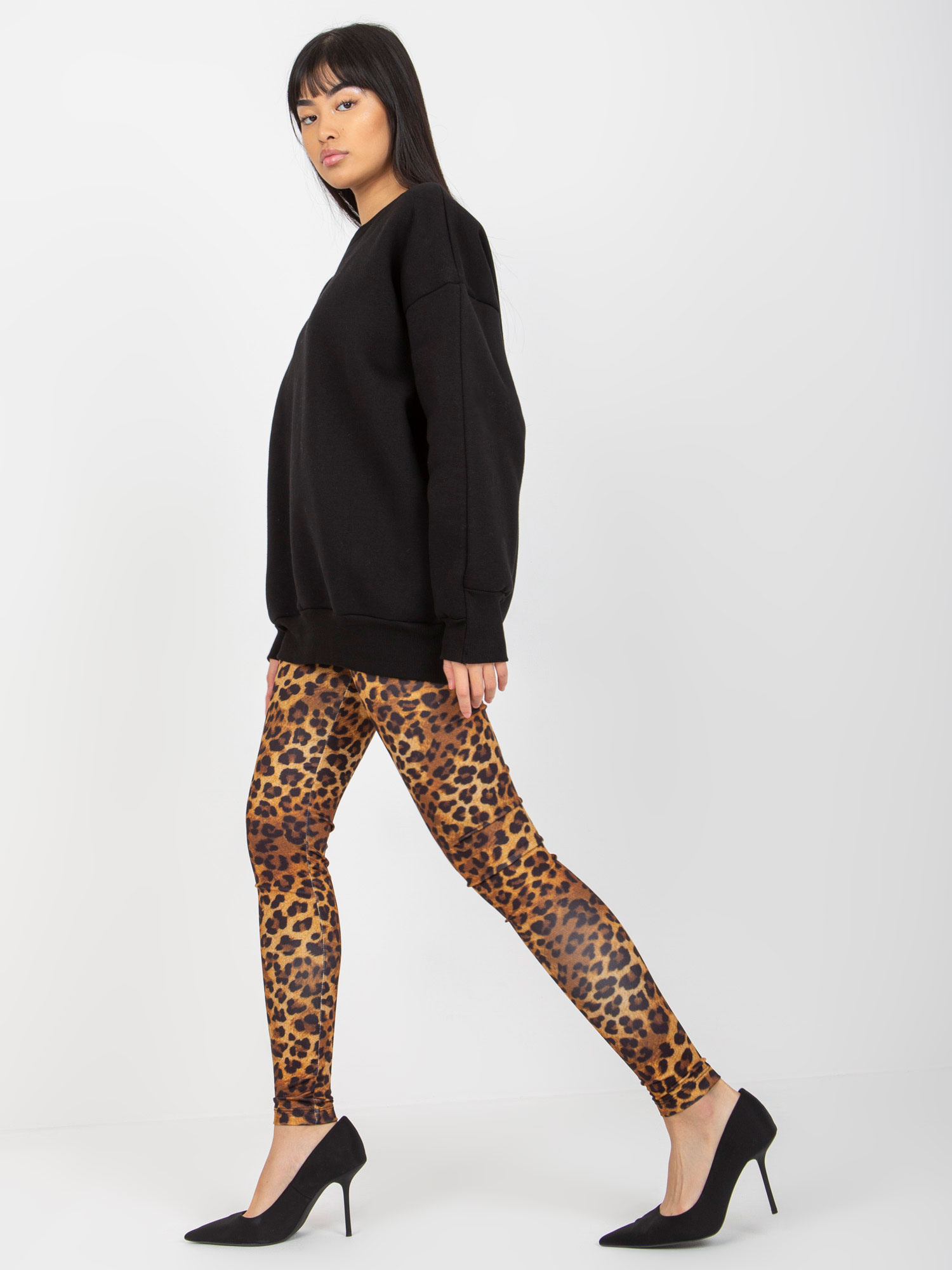 Czarna dresowa bluza basic oversize