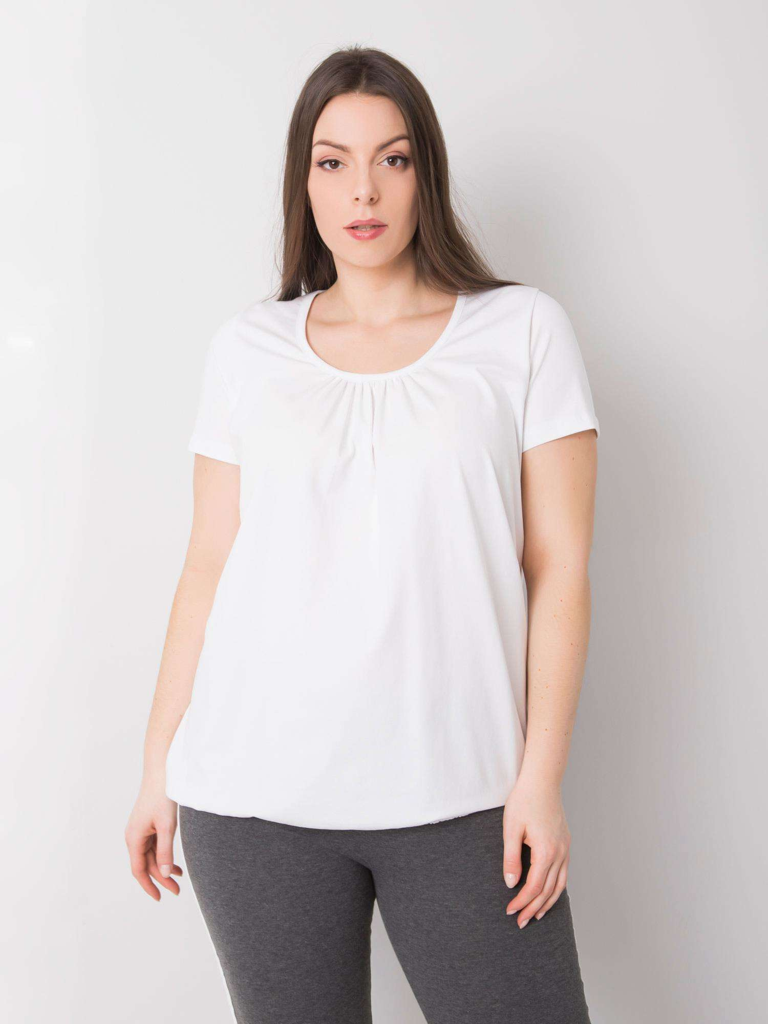 Balta plus size medvilninė palaidinė Celeste.