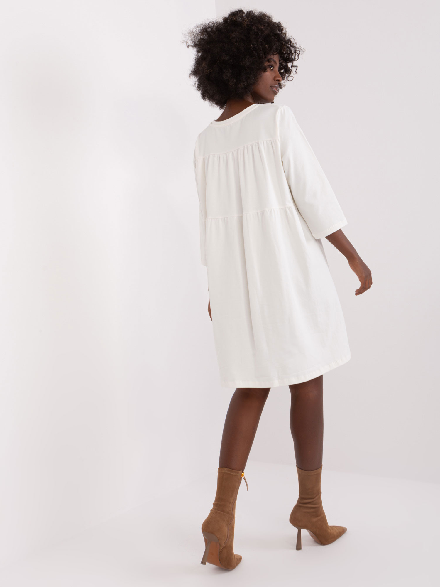 Hurt Ecru loose everyday dress made of cotton Dalenne.