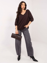 Czekoladowa bluza basic z dekoltem V RUE PARIS 