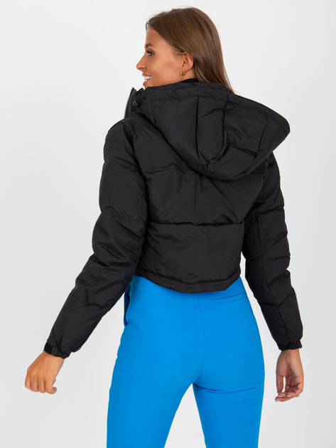 Hurtownia online Czarna krótka kurtka zimowa z kapturem
