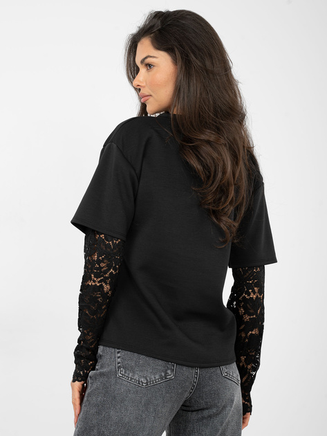 Czarna bluzka z koronkowymi rękawami