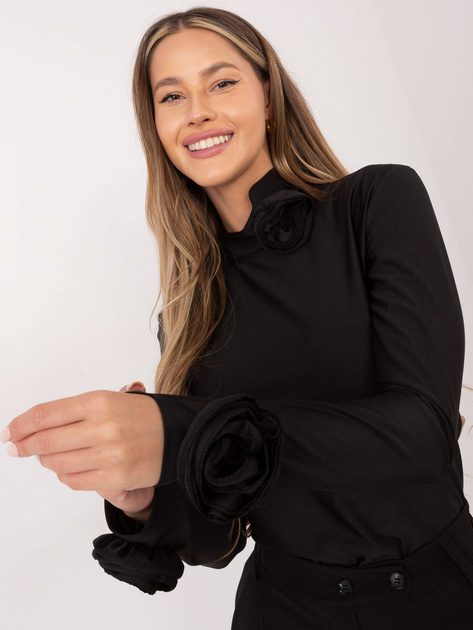 Czarna wizytowa bluzka z ozdobnymi różami