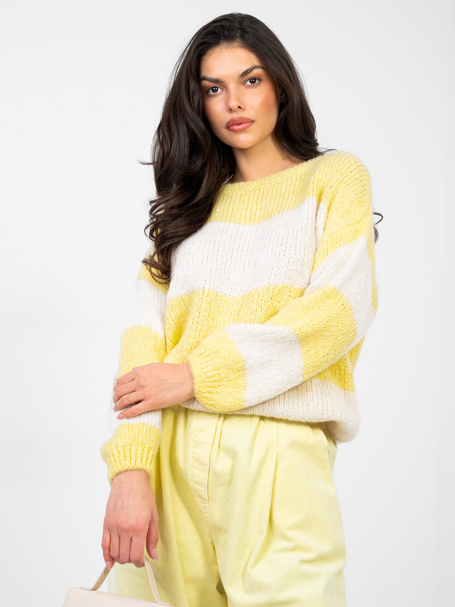 Sweter jasny żółty