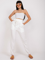 Ecru damskie spodnie materiałowe z paskiem