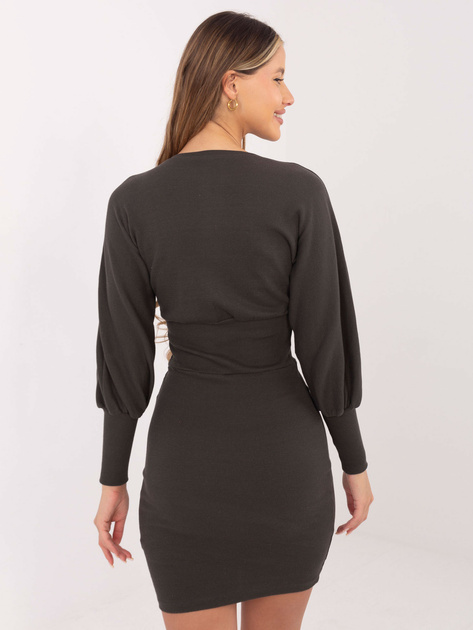 Ciemna khaki sukienka prążkowana Leticia RUE PARIS