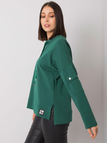 Ciemnozielona bluzka plus size z kieszenią na rękawie Lunnara