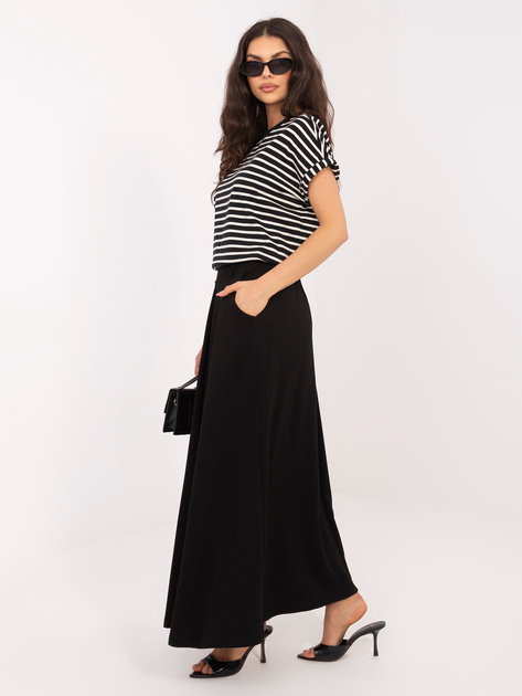 Czarna maxi spódnica z zakładkami